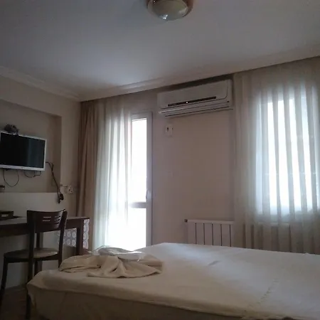 Ates Clco House Lägenhetshotell Istanbul