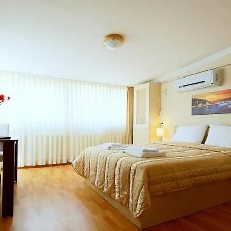 Ates Clco House 3*